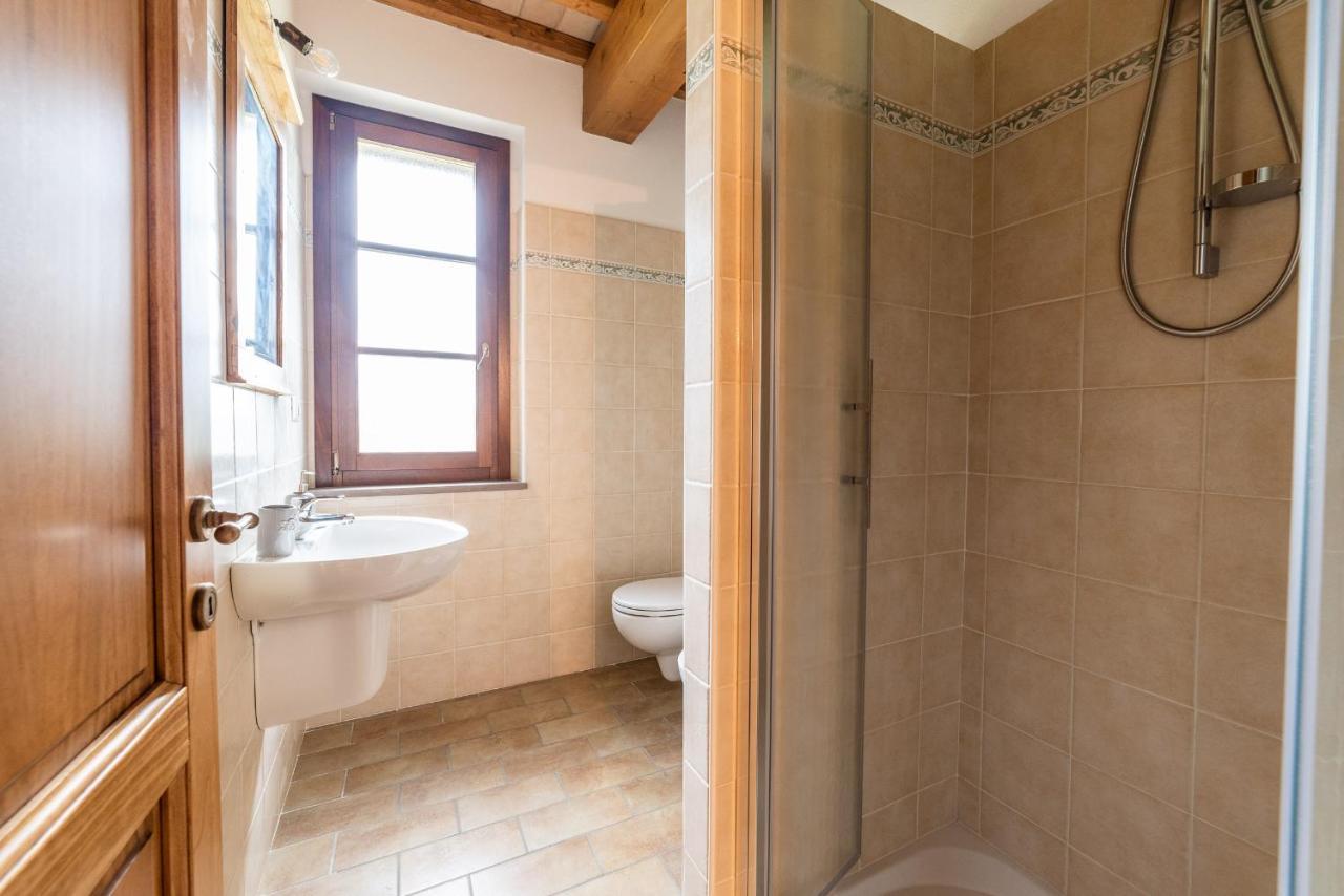 Il Mandorlo Nella Campagna Di Certaldo Apartment Aia Murata Bagian luar foto