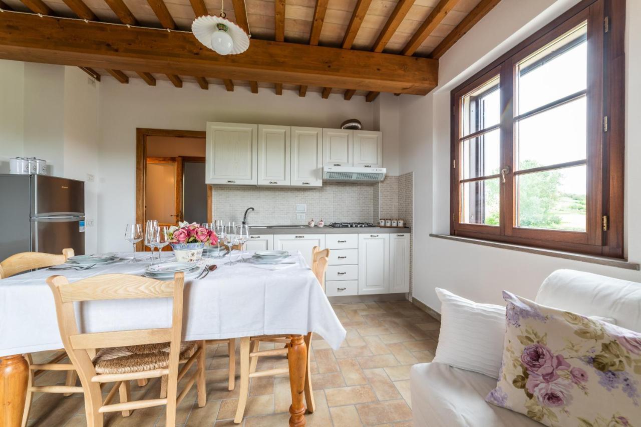 Il Mandorlo Nella Campagna Di Certaldo Apartment Aia Murata Bagian luar foto